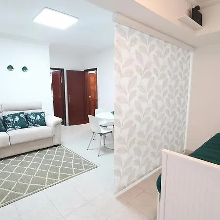 Caldas Da Rainha's & White Caldas Da Rainha