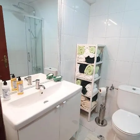 Caldas Da Rainha's & White * Caldas Da Rainha