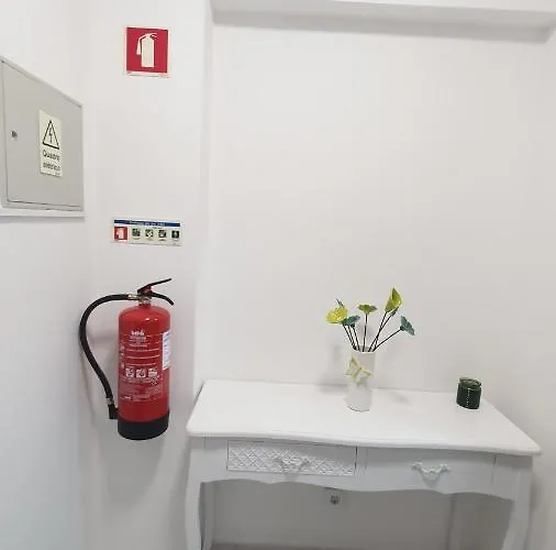 Caldas Da Rainha's & White Caldas Da Rainha